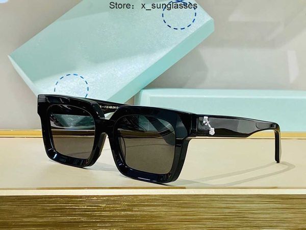 luxury designer sunglasses for men and women off style 40001 fashion classic thick plate black white square frame eyewear men glasses, White;black
luxury designer sunglasses for men and women off style 40001 fashion classic thick plate black white square frame eyewear men glasses, White;black