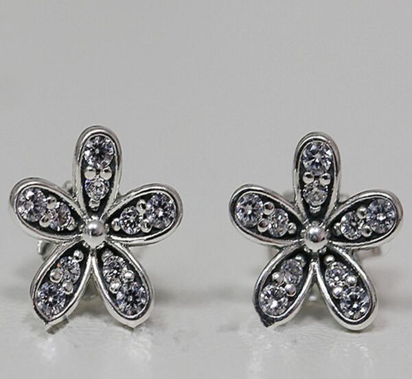100% high-quality 925 sterling silver daisy stud earrings with clear cz fits european jewelry earrings8974019, Golden;silver
100% high-quality 925 sterling silver daisy stud earrings with clear cz fits european jewelry earrings8974019, Golden;silver