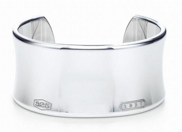 2019 new silver wide no seal bangle bracelet fashion bracelet size with box and dastbag203g78924465562488, Black
2019 new silver wide no seal bangle bracelet fashion bracelet size with box and dastbag203g78924465562488, Black