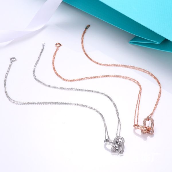 women designer necklace luxury jewelry stainless steel valentine silver chain interlocking diamond pendant collarbone necklaces designers gi
women designer necklace luxury jewelry stainless steel valentine silver chain interlocking diamond pendant collarbone necklaces designers gi