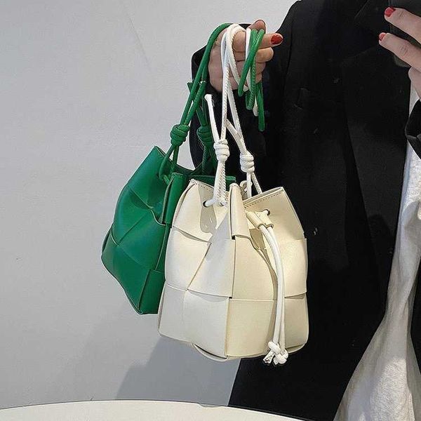 designer bag venetas knitted bag women fashion fashionable water bag casual fashionable shoulder crossbody bag izw0
designer bag venetas knitted bag women fashion fashionable water bag casual fashionable shoulder crossbody bag izw0