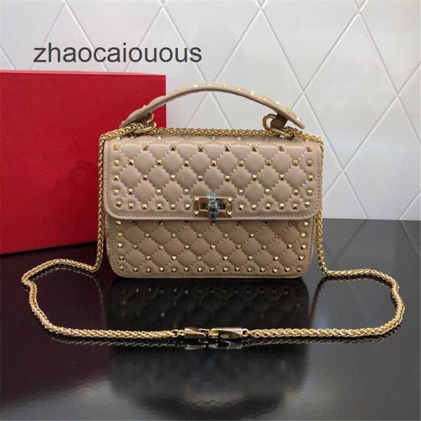 crossbody valentinoz lady's designer sheepskin luxury classic beach bags diamond women handbags grid bag rivet small portable leather h
crossbody valentinoz lady's designer sheepskin luxury classic beach bags diamond women handbags grid bag rivet small portable leather h