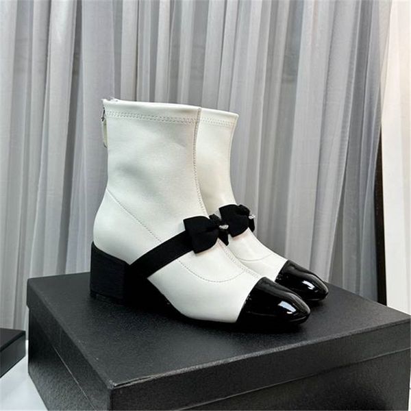 fashion women's boots 2023 channel luxury design vintage decorative letter logo autumn and winter casual martin boots snowy anti slip s, Black
fashion women's boots 2023 channel luxury design vintage decorative letter logo autumn and winter casual martin boots snowy anti slip s, Black