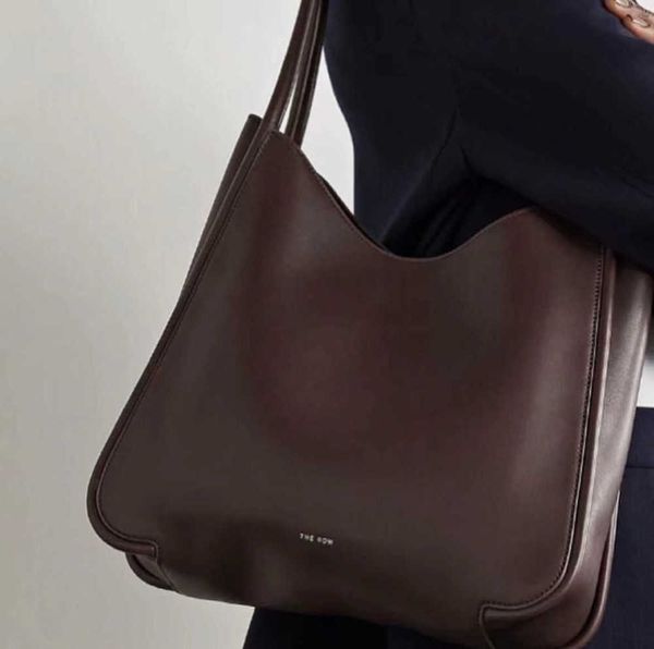 the row bag park tote bag designer bags women's rose kendall hailey genuine leather shoulder bucket slouchy banana half moon penholder
the row bag park tote bag designer bags women's rose kendall hailey genuine leather shoulder bucket slouchy banana half moon penholder