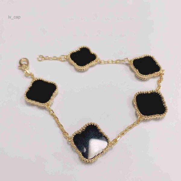 classic fashion designer clover bracelets flowers charm bracelet love bangle link chain women luxury jewelry van gdf, Golden;silver
classic fashion designer clover bracelets flowers charm bracelet love bangle link chain women luxury jewelry van gdf, Golden;silver