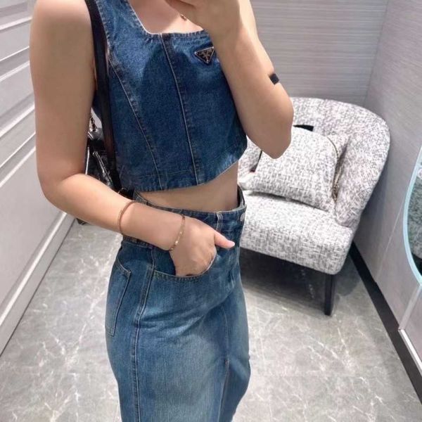 summer ladies cowboy halter plus slit long skirt suit skirt, washed denim comfortable and not fade, high waist slim version, casual fashion, White
summer ladies cowboy halter plus slit long skirt suit skirt, washed denim comfortable and not fade, high waist slim version, casual fashion, White
