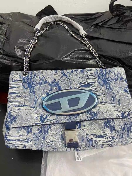 designer diesels d bag new denim chain vagrant feminine large capacity girl one shoulder crossbody tote trend ybwb
designer diesels d bag new denim chain vagrant feminine large capacity girl one shoulder crossbody tote trend ybwb