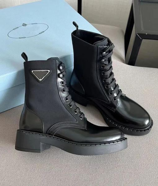 winter luxury women triangle boot brushed leather re-nylon booties lady black re-nylon martin chunky platform sole booty eu35-40 box
winter luxury women triangle boot brushed leather re-nylon booties lady black re-nylon martin chunky platform sole booty eu35-40 box