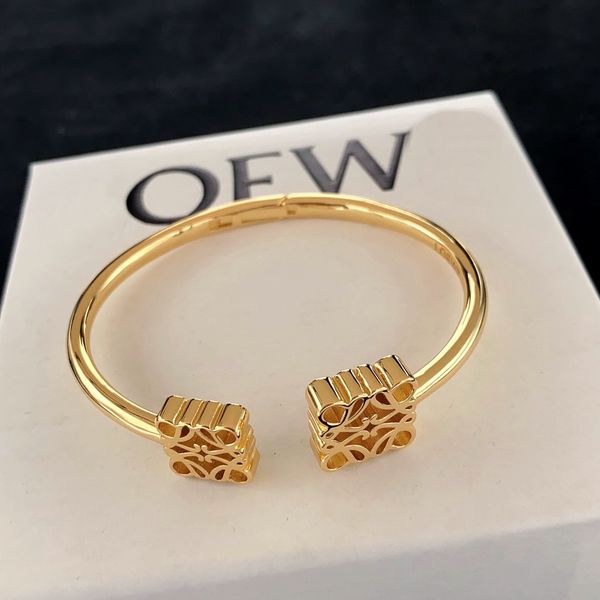 new fashion anagram enamel color pendant earrings asymmetric women retro necklace rose gold full diamonds ear stud hoop ladies brooch design, Silver
new fashion anagram enamel color pendant earrings asymmetric women retro necklace rose gold full diamonds ear stud hoop ladies brooch design, Silver