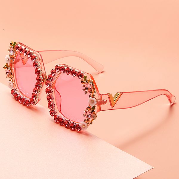 sunglasses brand designer steampunk pink goggle shade diamond sun glasses trendy 2023 square fashion sunshades for ladies 230729, White;black
sunglasses brand designer steampunk pink goggle shade diamond sun glasses trendy 2023 square fashion sunshades for ladies 230729, White;black