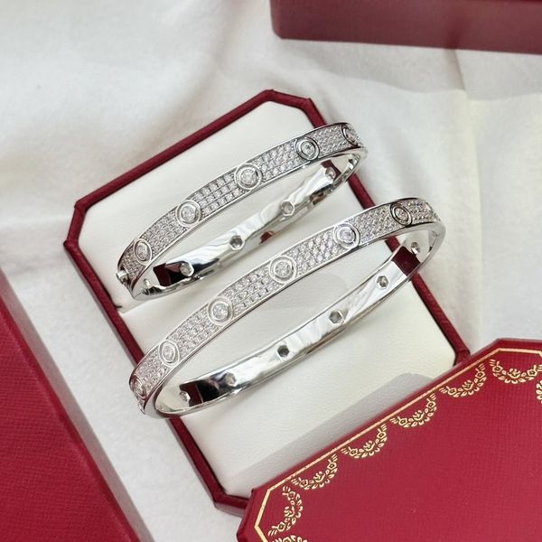 bracelet fashion designer carti cuff luxury size#17 fashion bracelet 18k gold plated women's bracelet silver classic designer jewelry, Black
bracelet fashion designer carti cuff luxury size#17 fashion bracelet 18k gold plated women's bracelet silver classic designer jewelry, Black