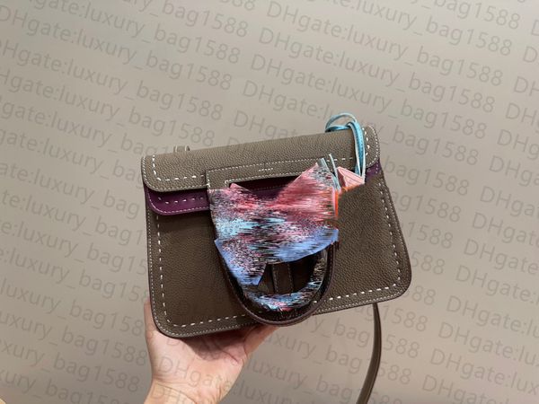 halzan bag 7a 1:1 mirror quality head layer cowhide women shoulder bag handmade sewn luxury designer bag
halzan bag 7a 1:1 mirror quality head layer cowhide women shoulder bag handmade sewn luxury designer bag