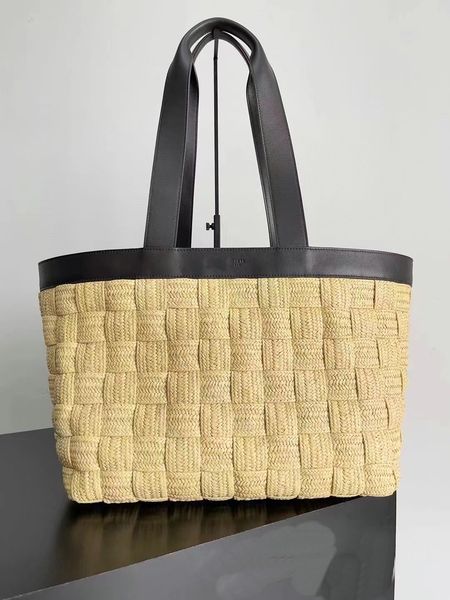 2023 bu original single straw woven handbag unique design mage vegetable basket woven bag tote handbag customized version
2023 bu original single straw woven handbag unique design mage vegetable basket woven bag tote handbag customized version