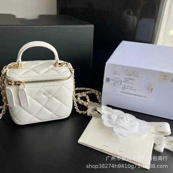 dinner bag xiaoxiang c's mini one shoulder crossbody box bag chain lingge portable small square fashion change makeup
dinner bag xiaoxiang c's mini one shoulder crossbody box bag chain lingge portable small square fashion change makeup