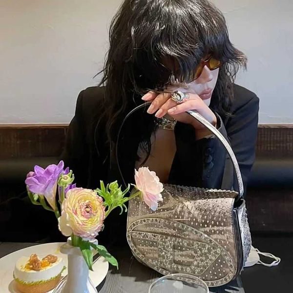 designer diesels d bag diese2023 new niche cross body glitter diamond fashionable portable shoulder underarm denim pgf6
designer diesels d bag diese2023 new niche cross body glitter diamond fashionable portable shoulder underarm denim pgf6
