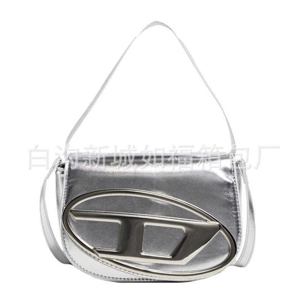 small designer diesels new d bag 2023 spring focus design personalized cool trendy saddle single shoulder crossbody handbag 5 w799
small designer diesels new d bag 2023 spring focus design personalized cool trendy saddle single shoulder crossbody handbag 5 w799