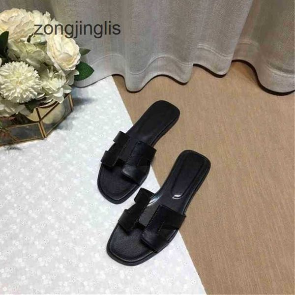 bear her luxury designer slippers shoes slipper oran brand sandal women beacsliders classic flat heel summer fashion flops leather slides bl
bear her luxury designer slippers shoes slipper oran brand sandal women beacsliders classic flat heel summer fashion flops leather slides bl