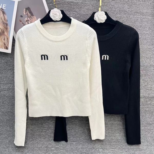 winter women's sweater fashion long sleeve high end soft embroidery jacquard knitted slim fit coat, White;black
winter women's sweater fashion long sleeve high end soft embroidery jacquard knitted slim fit coat, White;black