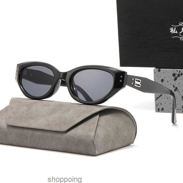 frames 2023 gm women's street scat eyes small frame oat tone sunglasses mesh red glasseshe1g9ougp4gb, White;black
frames 2023 gm women's street scat eyes small frame oat tone sunglasses mesh red glasseshe1g9ougp4gb, White;black