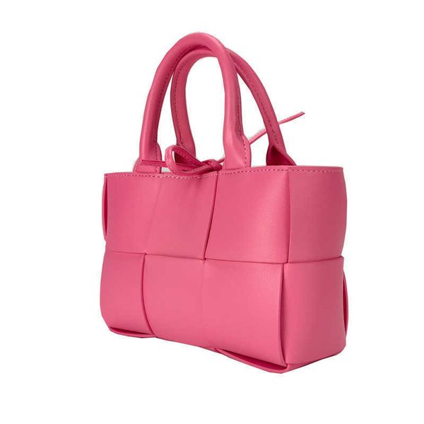 designer bag venetas woven tote bag leather mini leisure shoulder crossbody tote bag women q276
designer bag venetas woven tote bag leather mini leisure shoulder crossbody tote bag women q276