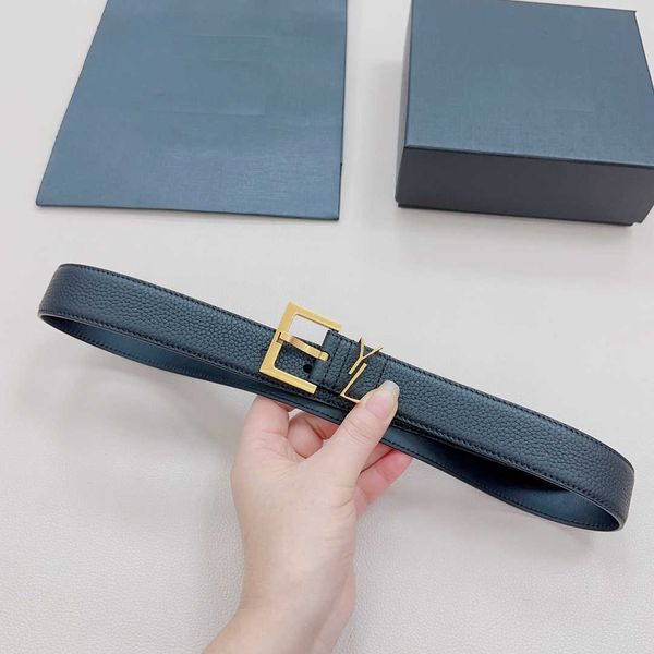 luxury women leather belt 3.0cm 2.0cm fashion classic mens casual womens jeans slim waistband r belt 7a available as a gift, Black;brown
luxury women leather belt 3.0cm 2.0cm fashion classic mens casual womens jeans slim waistband r belt 7a available as a gift, Black;brown