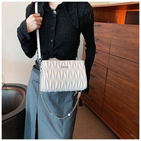 designer bag popular embroidery bag women's bag pleated chain shoulder crossbody small square bag m9ek
designer bag popular embroidery bag women's bag pleated chain shoulder crossbody small square bag m9ek