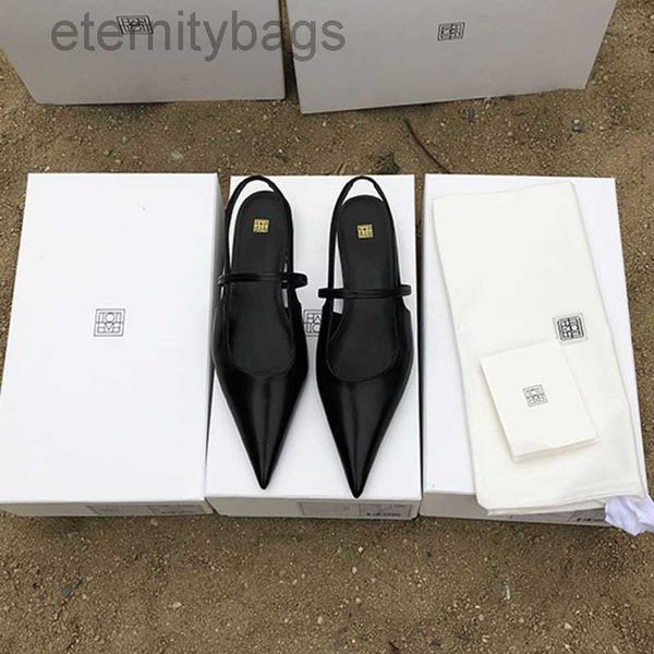 toteme shoes 2023 the tow sandals summer fashion pointed calf leather open heel shoes genuine leather flat bottom sandals for women, Black
toteme shoes 2023 the tow sandals summer fashion pointed calf leather open heel shoes genuine leather flat bottom sandals for women, Black