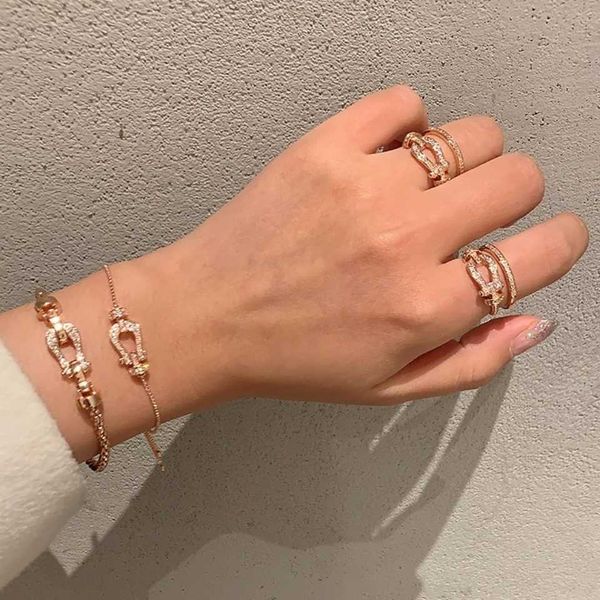 korean version full diamond lucky little horseshoe belt buckle bracelet s 925 silver ring women's gift, Black
korean version full diamond lucky little horseshoe belt buckle bracelet s 925 silver ring women's gift, Black