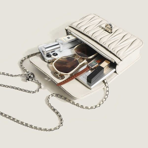 designer bag white pleated bag water diamond small golden ball chain bag fallen axillary fairy bag v70i
designer bag white pleated bag water diamond small golden ball chain bag fallen axillary fairy bag v70i