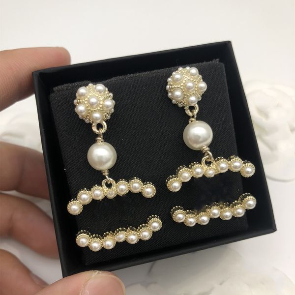 various delicate luxury brand designers double letters c stud geometric famous women channel crystal ccity delicate earring wedding party je, Golden;silver
various delicate luxury brand designers double letters c stud geometric famous women channel crystal ccity delicate earring wedding party je, Golden;silver