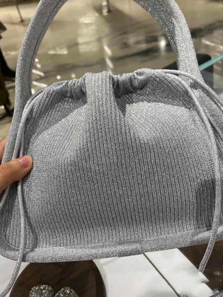 designer ryan bag reflective rib ribbed knit king satin drawstring stick women's bag shoulder bag handbag armpit canvas handbag
designer ryan bag reflective rib ribbed knit king satin drawstring stick women's bag shoulder bag handbag armpit canvas handbag