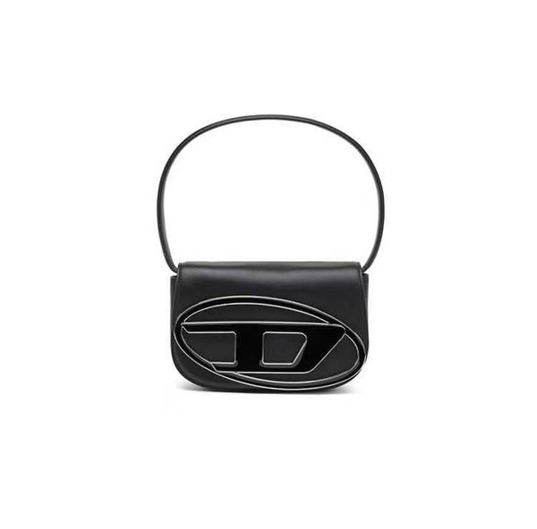 2023 d bag design designer spring/summer portable diesels underarm female girl style black white silver one shoulder crossbody 2irs
2023 d bag design designer spring/summer portable diesels underarm female girl style black white silver one shoulder crossbody 2irs