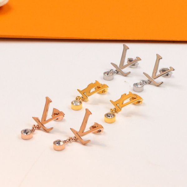 luxury earrings women 18k gold plated designer ear stud earrings brand designers geometry letters crystal rhinestone earring wedding party, Golden
luxury earrings women 18k gold plated designer ear stud earrings brand designers geometry letters crystal rhinestone earring wedding party, Golden
