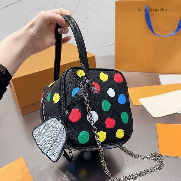 dice chain bag dotted messenger handbags square crossbody handbag purse zipper wallet genuine leather clutch bags large capacity
dice chain bag dotted messenger handbags square crossbody handbag purse zipper wallet genuine leather clutch bags large capacity