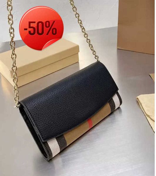 luxury classic chain bag ladies striped flip messenger designers bags coin card design wallet practical and durable light purse1122
luxury classic chain bag ladies striped flip messenger designers bags coin card design wallet practical and durable light purse1122