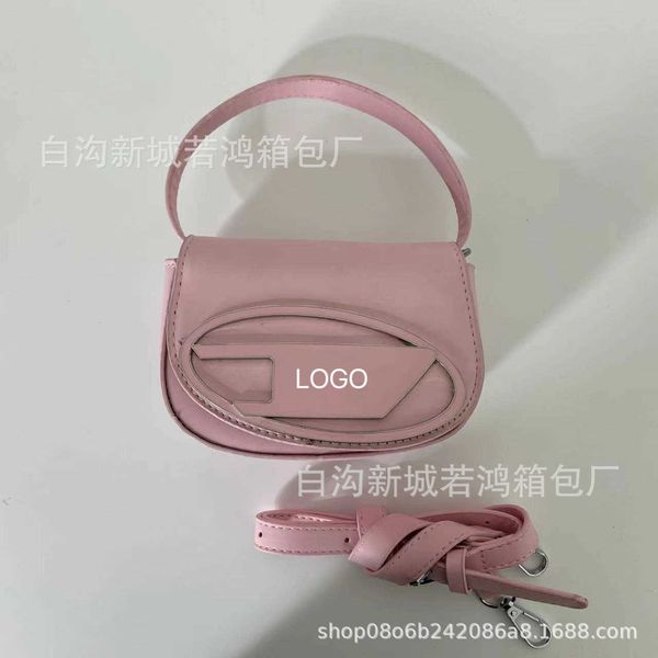 style 2023 designer women's diesels new d bag small square fashion simple versatile single shoulder crossbody full pu handbag khrt
style 2023 designer women's diesels new d bag small square fashion simple versatile single shoulder crossbody full pu handbag khrt