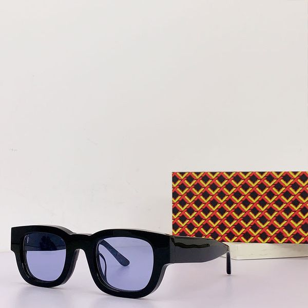 designer mens and womens sunglasses fashion new 1001 quality classic style sunglasses design super cool luxury protective eyeglasses-style d, White;black
designer mens and womens sunglasses fashion new 1001 quality classic style sunglasses design super cool luxury protective eyeglasses-style d, White;black