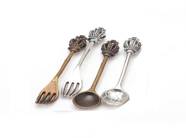 whole mixed two colors fashion vintage crown knife fork spoon tableware pendants charms for jewelry making charm2022142, Bronze;silver
whole mixed two colors fashion vintage crown knife fork spoon tableware pendants charms for jewelry making charm2022142, Bronze;silver