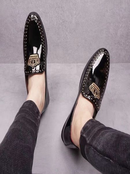 new products men's crown flat shoes loafers gentleman shoes wedding homecoming party dance charming sequin embroidery 2024, Black
new products men's crown flat shoes loafers gentleman shoes wedding homecoming party dance charming sequin embroidery 2024, Black