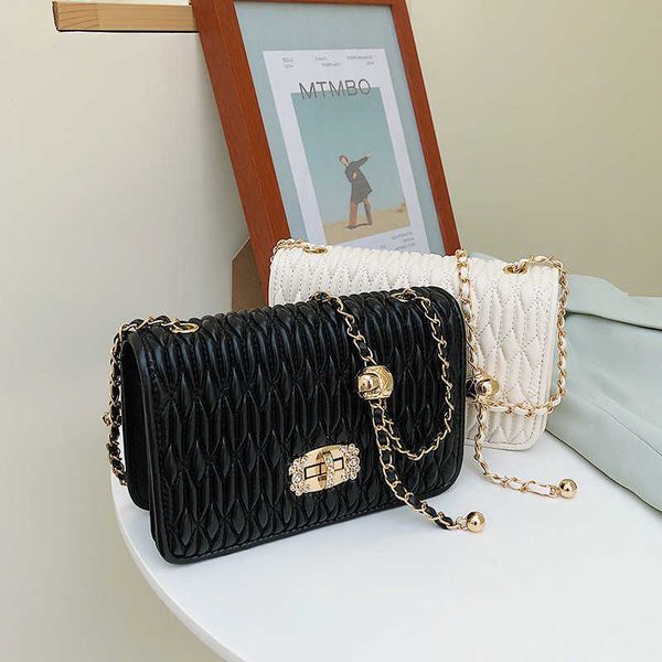 designer bag embroidered small square bag womenbag diamond studded lock buckle shoulder bag chain mobile phone bag 9rcr
designer bag embroidered small square bag womenbag diamond studded lock buckle shoulder bag chain mobile phone bag 9rcr