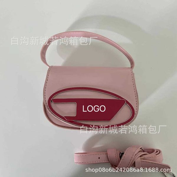 women's style bag designer 2023 new diesels d small square fashion simple versatile single shoulder crossbody full pu handbag 69oj 
women's style bag designer 2023 new diesels d small square fashion simple versatile single shoulder crossbody full pu handbag 69oj