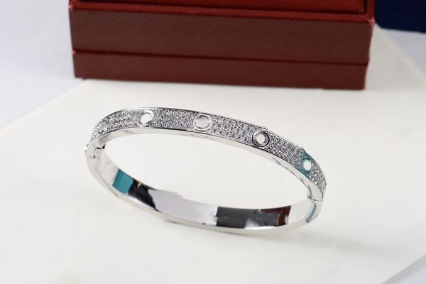 bracelet fashion designer carti cuff luxury size#17 fashion bracelet 18k gold plated women's bracelet silver classic designer jewelry a, Black
bracelet fashion designer carti cuff luxury size#17 fashion bracelet 18k gold plated women's bracelet silver classic designer jewelry a, Black