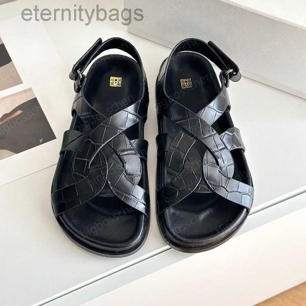 toteme sandals roman flat shoes women's casual designer outdoor luxury slippers women's flat bottom comfortable beach sandals kllw, Black
toteme sandals roman flat shoes women's casual designer outdoor luxury slippers women's flat bottom comfortable beach sandals kllw, Black