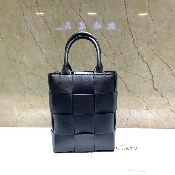 designer bag venetas woven bag women shoulder crossbody bag fashionable women's bag portable tote bag z3vc
designer bag venetas woven bag women shoulder crossbody bag fashionable women's bag portable tote bag z3vc