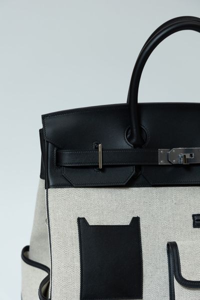 10A Luxury Handwork Designer bag Haut a courroies Business Fashion Handbag Classic Tote bag Party banquet purse 40cm cargo hardware, Black
10A Luxury Handwork Designer bag Haut a courroies Business Fashion Handbag Classic Tote bag Party banquet purse 40cm cargo hardware, Black