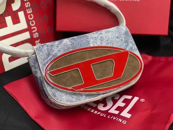 niche designer diesels d bag 2023 new women's design high-end underarm crossbody handbag 8io9
niche designer diesels d bag 2023 new women's design high-end underarm crossbody handbag 8io9