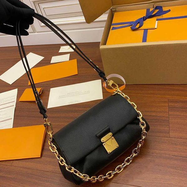 designer shoulder handbag luxury crossbody bag genuine leather flap bag 24cm level replication bag chain bag with box wl048
designer shoulder handbag luxury crossbody bag genuine leather flap bag 24cm level replication bag chain bag with box wl048