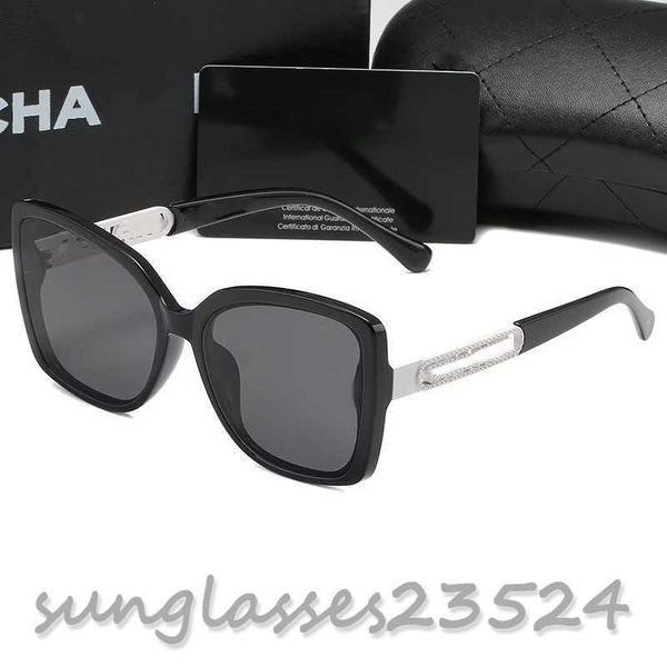 brand designers sunglass original classic sunglasses for men women anti-uv polarized lenses driving travel beach fashion luxury sun glass 07, White;black
brand designers sunglass original classic sunglasses for men women anti-uv polarized lenses driving travel beach fashion luxury sun glass 07, White;black