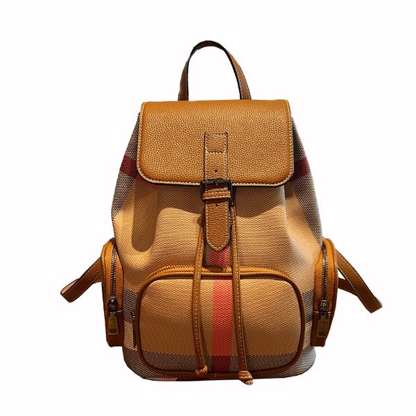2023 fashionable genuine leather backpack: plaid pattern, trendy travel bag with large capacity
2023 fashionable genuine leather backpack: plaid pattern, trendy travel bag with large capacity