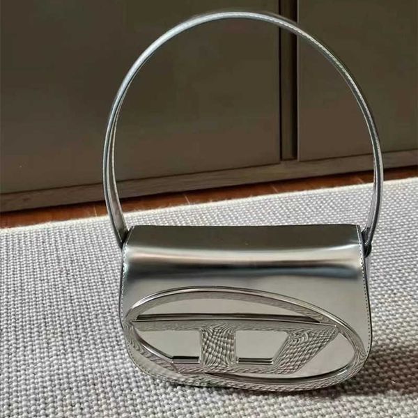 small women's bag designer 2023 new diesels d handbag underarm single shoulder crossbody 2 chen
small women's bag designer 2023 new diesels d handbag underarm single shoulder crossbody 2 chen